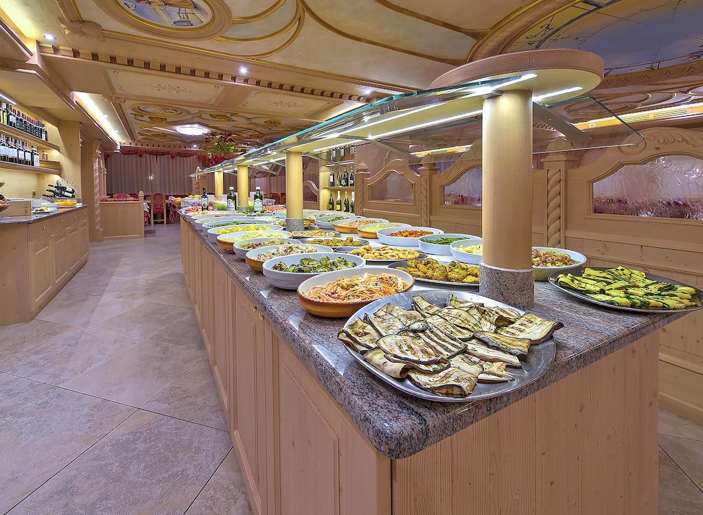 Hotel Madonna Delle Nevi Фольгарида Екстер'єр фото