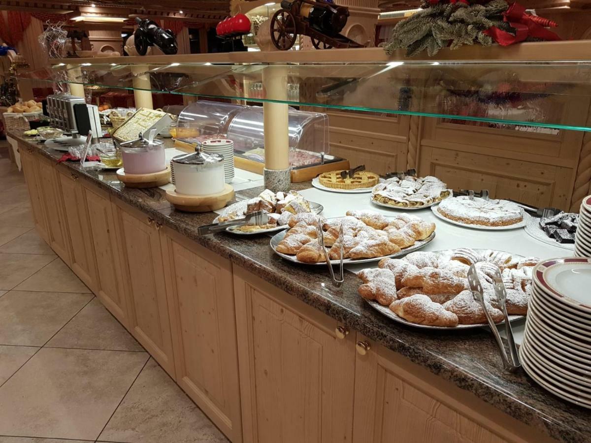 Hotel Madonna Delle Nevi Фольгарида Екстер'єр фото